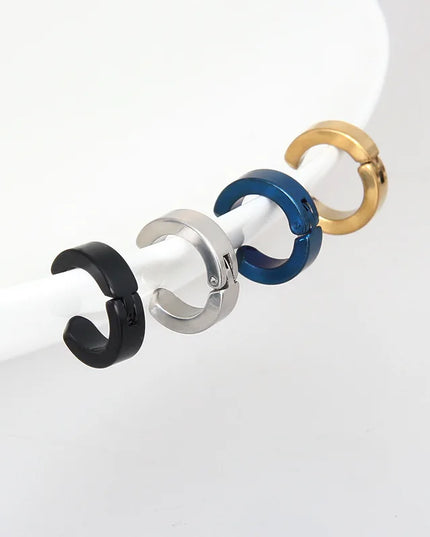 2pcs Anime Chainsaw Man Yoshida Hirofumi Cosplay Ear Clip Earrings Women Men Punk Black No Pierced Fake Ear Circle Pop Jewelry