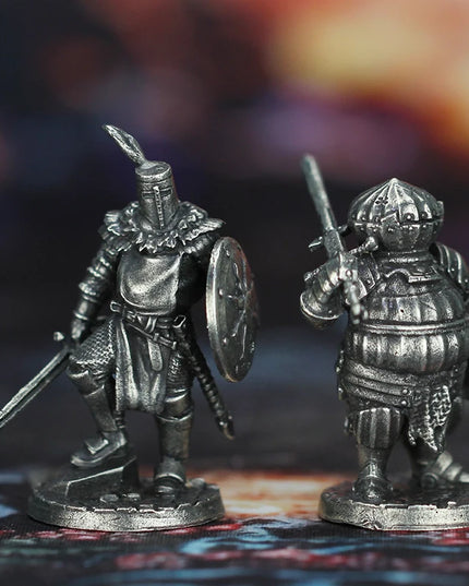 Cupronickel Dark Soul Sun Knight Onion Soldier Toys Model Finished Product Gifts Board Game Piece Miniature Ornament Accessories