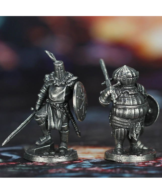 Cupronickel Dark Soul Sun Knight Onion Soldier Toys Model Finished Product Gifts Board Game Piece Miniature Ornament Accessories