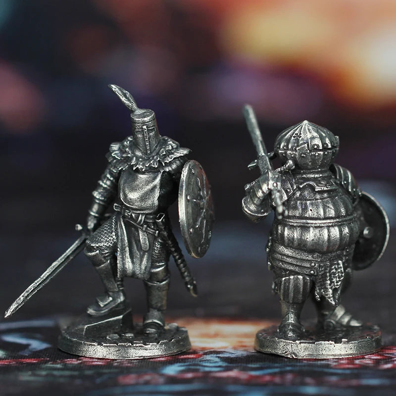 Cupronickel Dark Soul Sun Knight Onion Soldier Toys Model Finished Product Gifts Board Game Piece Miniature Ornament Accessories