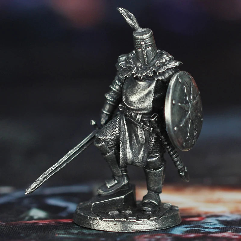 Cupronickel Dark Soul Sun Knight Onion Soldier Toys Model Finished Product Gifts Board Game Piece Miniature Ornament Accessories