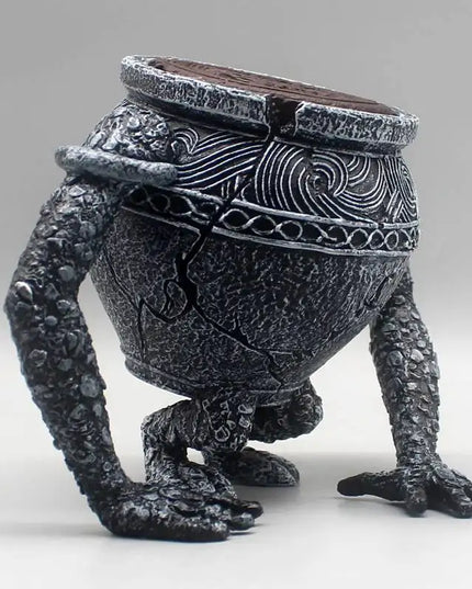 14cm Game Peripheral warrior pot Alexander jar pot brother model resin ornaments platinum amulet  Model Gift Toys collection