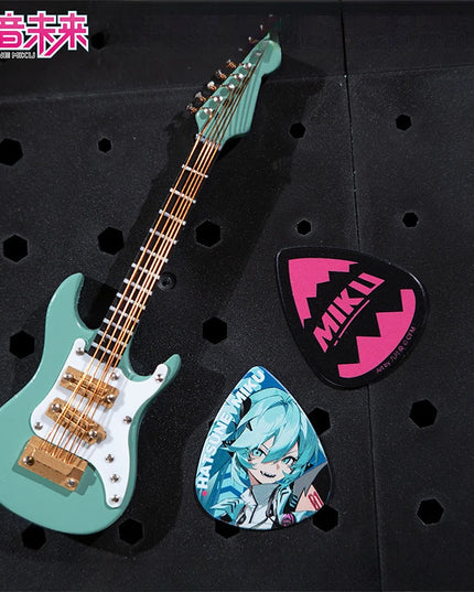 3PCS Hatsune Miku Multicolor Guitar Picks Acrylic Guitar Picks for Acoustic Electric Guitars Bass or Ukulele Guitar Accessories