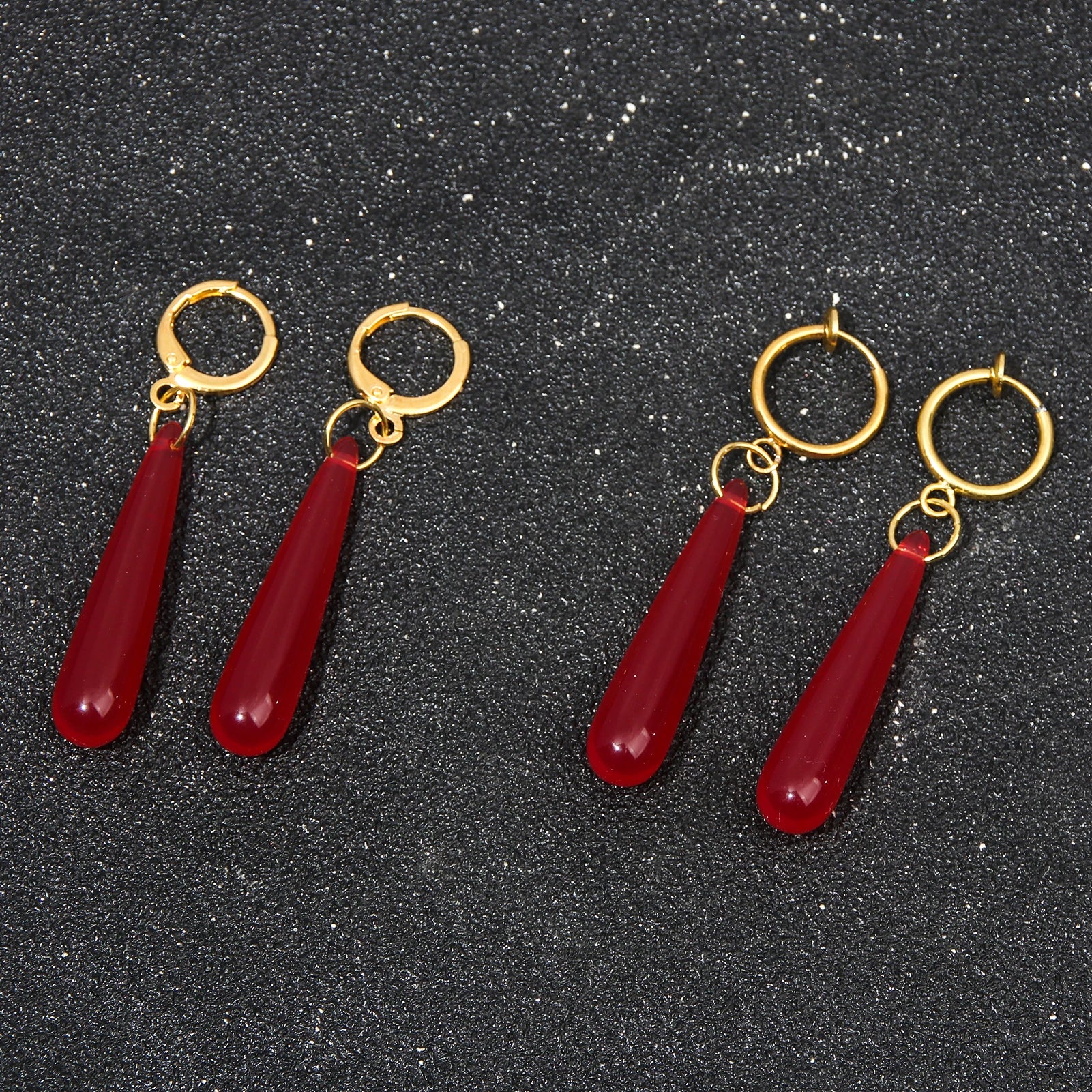 Anime Frieren: Beyond Journey's End Red Earrings Frieren At The Funeral Frieren stud Earrings Pendant Frieren Elf Cosplay Gift
