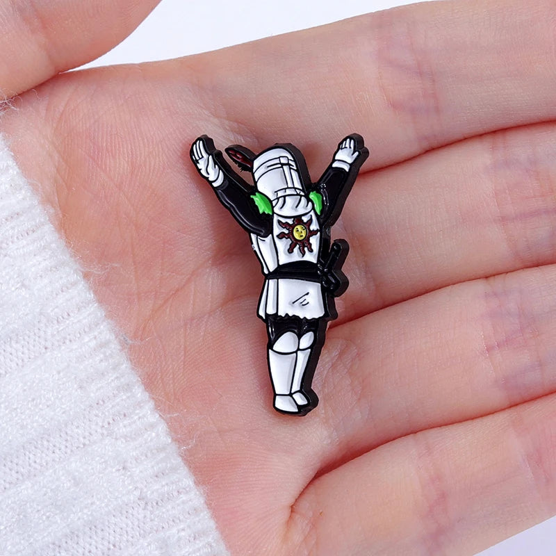 Praise The Sun "Styling Game Enamel Pins Dark Souls Series Of Weapons Brooch Lapel Metal Badges Jewelry Gift For Players Friend