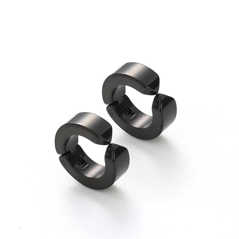 2pcs Anime Chainsaw Man Yoshida Hirofumi Cosplay Ear Clip Earrings Women Men Punk Black No Pierced Fake Ear Circle Pop Jewelry