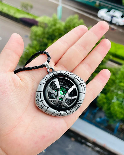 Marvel Avengers Dr Strange Men Doctor Strange Infinity Time Stones Eye of Agamotto Rotatable Keychain Kpop