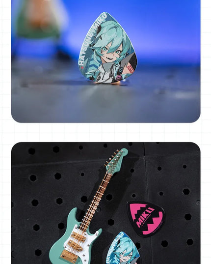 3PCS Hatsune Miku Multicolor Guitar Picks Acrylic Guitar Picks for Acoustic Electric Guitars Bass or Ukulele Guitar Accessories
