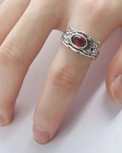 Game Dark Souls Ring Black Red Sapphire Vintage Style Ring Adjustable Metal Rings For Women Men Cosplay Jewelry Accessories Gift