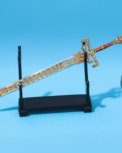 14cm Ring Dark Moon Greatswor Eldens Keychain Pendant Sword of Night and Flame Keyring Cosplay Fans Props Men Women Bag Jewelry