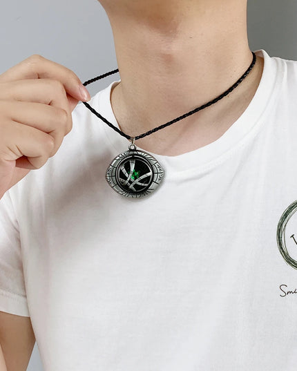 Marvel Avengers Dr Strange Men Doctor Strange Infinity Time Stones Eye of Agamotto Rotatable Keychain Kpop