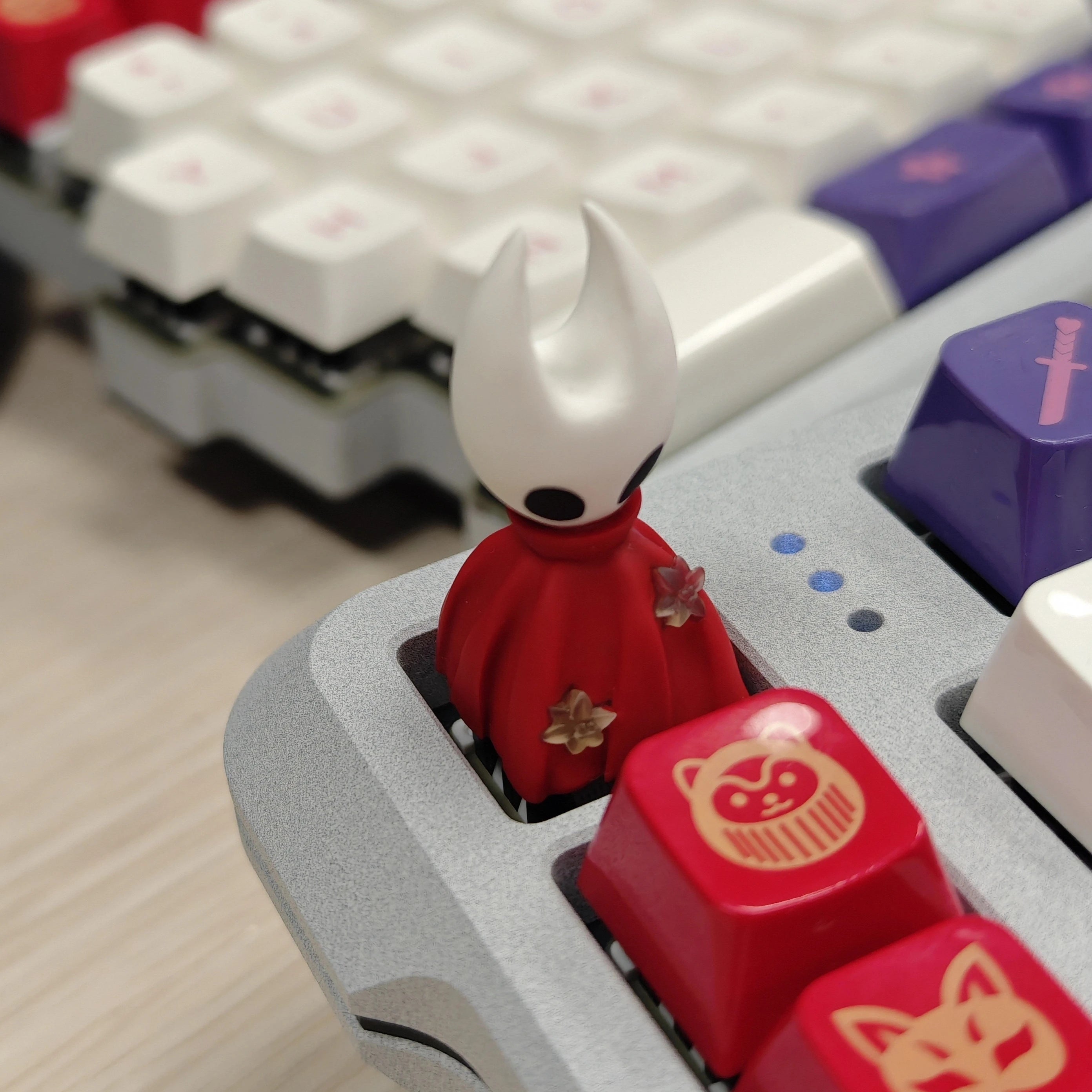 Hollow Knight Keycap Single Transparent Kawaii Hornet Creative Keycap Resin Mechanical Keyboard Customized Esc Game Peripheral