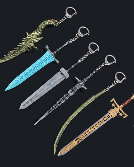 14cm Ring Dark Moon Greatswor Eldens Keychain Pendant Sword of Night and Flame Keyring Cosplay Fans Props Men Women Bag Jewelry