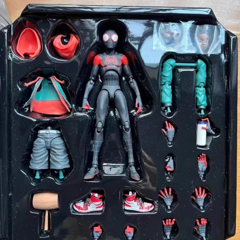 Marvel's Spider-Man Event Model Spider-Man Miles · SV · SHF· Morales Penny · Parker Anime Character Statue Toy