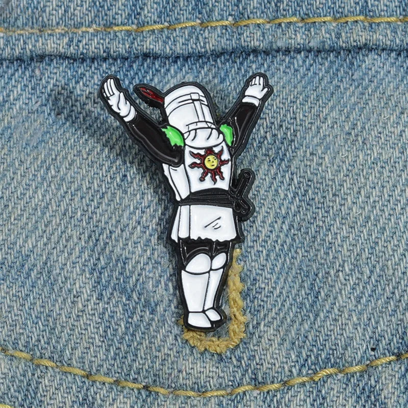Praise The Sun "Styling Game Enamel Pins Dark Souls Series Of Weapons Brooch Lapel Metal Badges Jewelry Gift For Players Friend