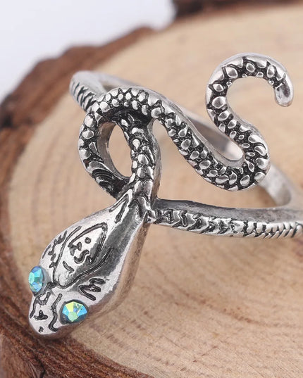 Game Dark Souls Ring Black Red Sapphire Vintage Style Ring Adjustable Metal Rings For Women Men Cosplay Jewelry Accessories Gift